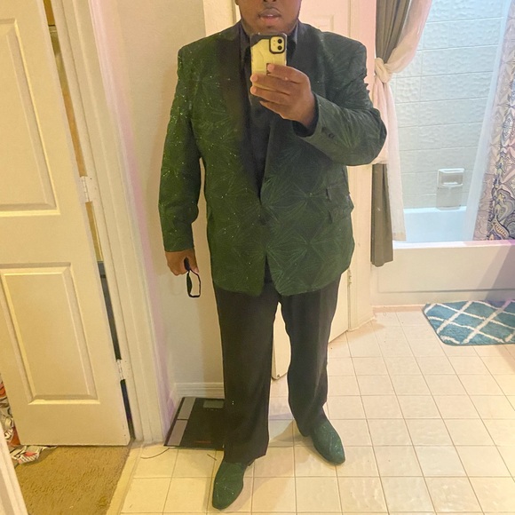 Stylish Men's Green Suit Blazer